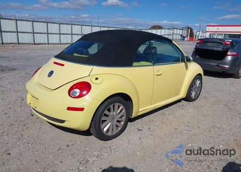 2008 Volkswagen New Beetle Se z USA, uszkodzony, nr VIN 3VWRF31Y18M401719